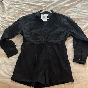 Black linen DISSH romper never worn